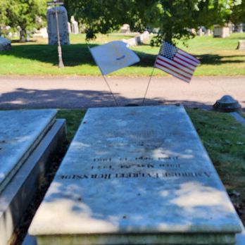 Swan Point Cemetery - Funeral Services & Cemeteries Near Me - Providence, Rhode Island Swan Point Cemetery - Funeral Services & Cemeteries Near Me - Providence, Rhode Island