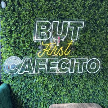 Con Azucar Cafe - Bakeries Near Me - Sacramento, California