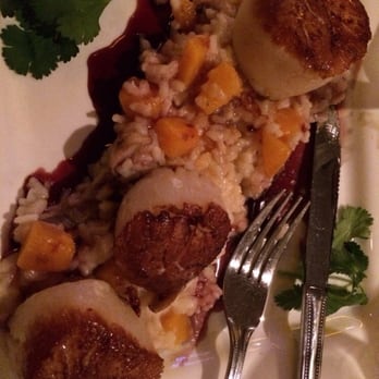 Maya Del Sol - Scallops with mushroom and butternut squash risotto - Latin American Near Me - Oak Park, Illinois