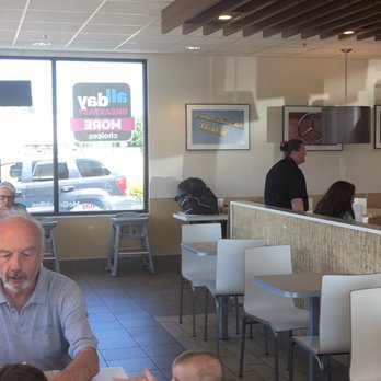 McDonald's - She walks right by him and pays no attention! - Burgers Near Me - Woodland, Washington