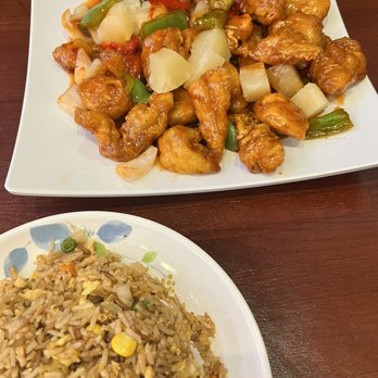Grill Noodles Bar - Fried rice and sweet and sour pork - Chinese Near Me - El Paso, Texas