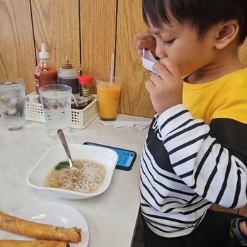 Yum Yum Pho - Vietnamese Near Me - Aiea, Hawaii