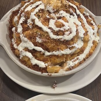 Homeroom Berkeley - Buffalo Chicken Mac - Comfort Food Near Me - Berkeley, California Homeroom Berkeley - Buffalo Chicken Mac - Comfort Food Near Me - Berkeley, California