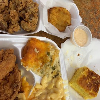 Fried Green Tomatoes - Gizzards, fried green tomatoe, corn bread, Mac n cheese, green bean casserole & fried chicken - Southern Near Me - Centerville, Georgia Fried Green Tomatoes - Gizzards, fried green tomatoe, corn bread, Mac n cheese, green bean casserole & fried chicken - Southern Near Me - Centerville, Georgia