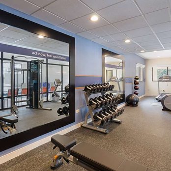 Hampton Inn Covington - Health club  fitness center  gym - Hotels Near Me - Covington, Virginia