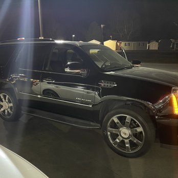 Hanna Imports - 2014 Cadillac Escalade - Car Dealers Near Me - Raleigh, North Carolina Hanna Imports - 2014 Cadillac Escalade - Car Dealers Near Me - Raleigh, North Carolina