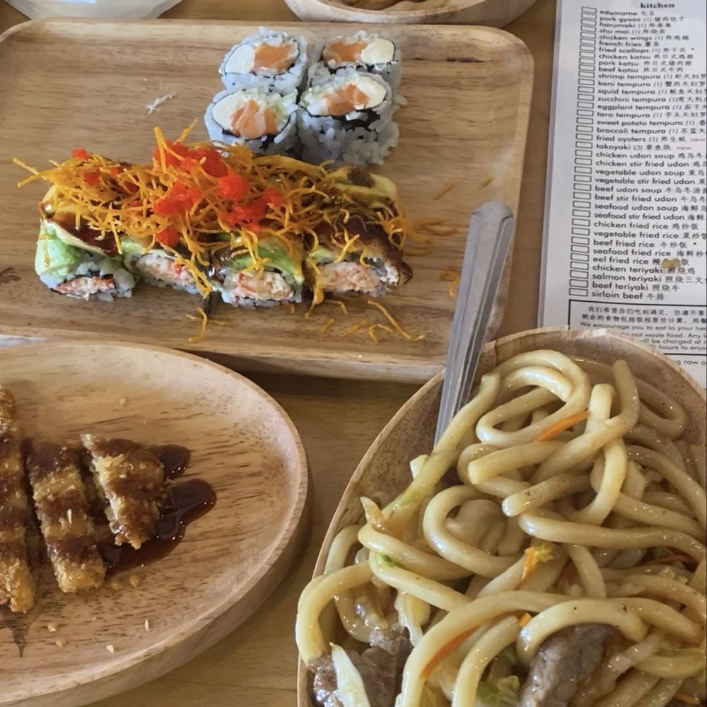 Akino - Sushi Bars Near Me - Elmhurst, New York Akino - Sushi Bars Near Me - Elmhurst, New York