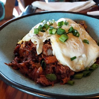 The Tipsy Oak - Brisket hash - Gastropubs Near Me - Arlington, Texas The Tipsy Oak - Brisket hash - Gastropubs Near Me - Arlington, Texas
