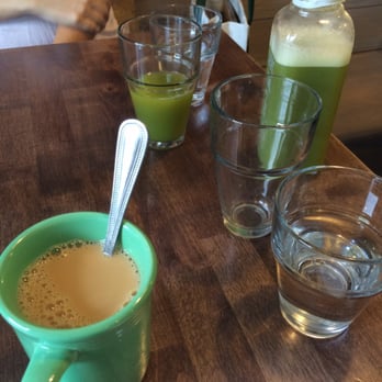 Garden Table - Broad Ripple - Coffee - Juice Bars & Smoothies Near Me - Indianapolis, Indiana