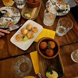Bar Goyana - Coxinha and Pan de Queijo