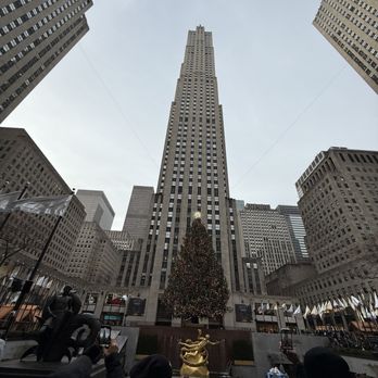Rockefeller Center - Shopping Centers Near Me - New York, New York Rockefeller Center - Shopping Centers Near Me - New York, New York