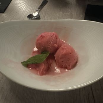 Brick Fire Tavern - Free dessert: strawberry sorbet - Pizza Near Me - Honolulu, Hawaii Brick Fire Tavern - Free dessert: strawberry sorbet - Pizza Near Me - Honolulu, Hawaii