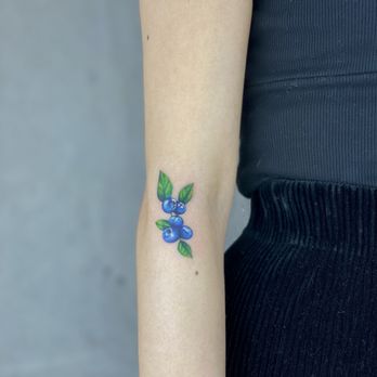 Patch Tattoo Therapy - my blueberry plant tattoo! - Tattoo Near Me - Tarzana, California Patch Tattoo Therapy - my blueberry plant tattoo! - Tattoo Near Me - Tarzana, California