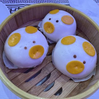Dynasty - T49 red bean piggy bun - Cantonese Near Me - Boston, Massachusetts Dynasty - T49 red bean piggy bun - Cantonese Near Me - Boston, Massachusetts