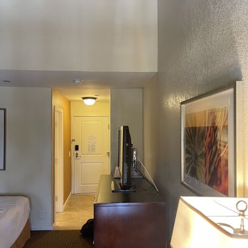 Best Western Plus Carpinteria Inn - Interior of my room on the second floor. - Hotels Near Me - Carpinteria, California Best Western Plus Carpinteria Inn - Interior of my room on the second floor. - Hotels Near Me - Carpinteria, California