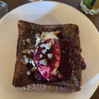 The Bungalow Kitchen - French Toast - New American Near Me - Tiburon, California