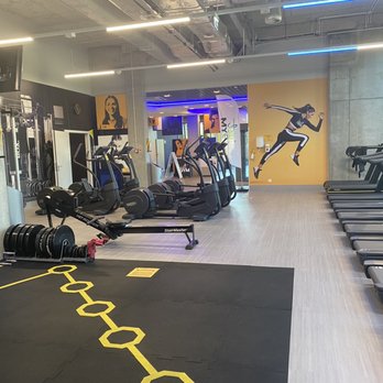 Just GYM - Gyms Near Me - Warsaw, MZ