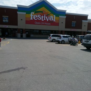 Festival Foods - the outside of the store - Grocery Near Me - Menasha, Wisconsin