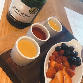 Sixty Vines - Mimosa juice and fruit mix - Wine Bars Near Me - Winter Park, Florida Sixty Vines - Mimosa juice and fruit mix - Wine Bars Near Me - Winter Park, Florida