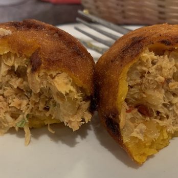 Mi Tierrita Restaurant - Chicken empanadas - Latin American Near Me - Patchogue, New York