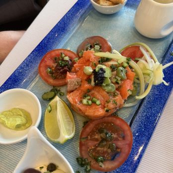 Bagni Delfino - salmon tartar with avocado crema - Seafood Near Me - Sorrento, NA Bagni Delfino - salmon tartar with avocado crema - Seafood Near Me - Sorrento, NA