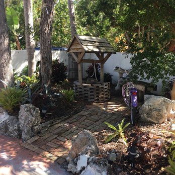 Casa Thorn Bed & Breakfast - Hotels Near Me - Islamorada, Florida Casa Thorn Bed & Breakfast - Hotels Near Me - Islamorada, Florida