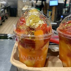 Ananas Cafe - Ananas tropical cocktail
