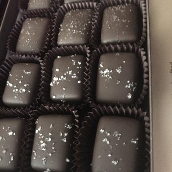 John Kelly Chocolates - 8 Pieces Salted Chocolate Combo Box - Chocolatiers & Shops Near Me - Los Angeles, California John Kelly Chocolates - 8 Pieces Salted Chocolate Combo Box - Chocolatiers & Shops Near Me - Los Angeles, California