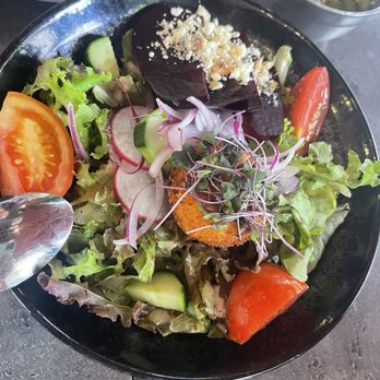 Goen Dining + Bar - Beets & Sweetland Farms Roasted Feta Cheese - Pan Asian Near Me - Kailua, Hawaii