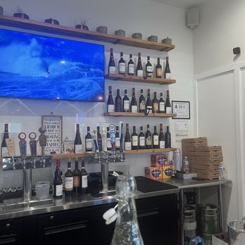 Margherita Pizza - Italian Near Me - Surf City, North Carolina