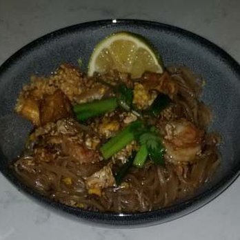 Jetta Thai Express - Photo looks bigger than it is. This is a small soup bowl. - Thai Near Me - El Segundo, California Jetta Thai Express - Photo looks bigger than it is. This is a small soup bowl. - Thai Near Me - El Segundo, California
