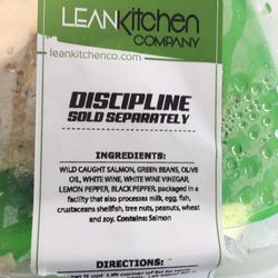 Lean kitchen Company - Ingredients of wild caught salmon and green beans