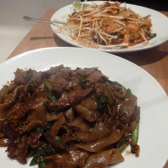Thai Canteen - pad see ew and pad thai - Thai Near Me - Davis, California