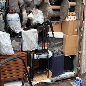 U-Pack Moving - Small container good for a 1 bedroom apartment, few furniture (a L-shape sofa and a lot of boxes) - Movers Near Me - Memphis, Tennessee