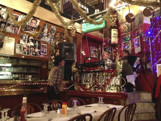 Chez Louisette by null