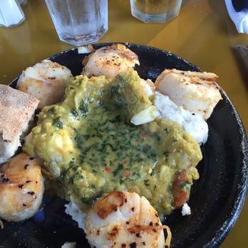 Seven Fish - Sea scallops with mashed potatoes, pea purée and spinach - Seafood Near Me - Key West, Florida