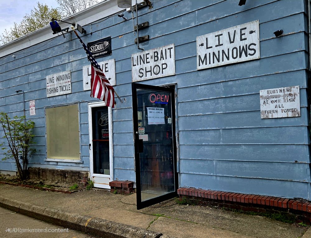 Social spots from Dean's Line N' Bait Shop