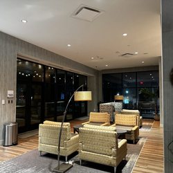 Holiday Inn Express & Suites Charlotte - South End