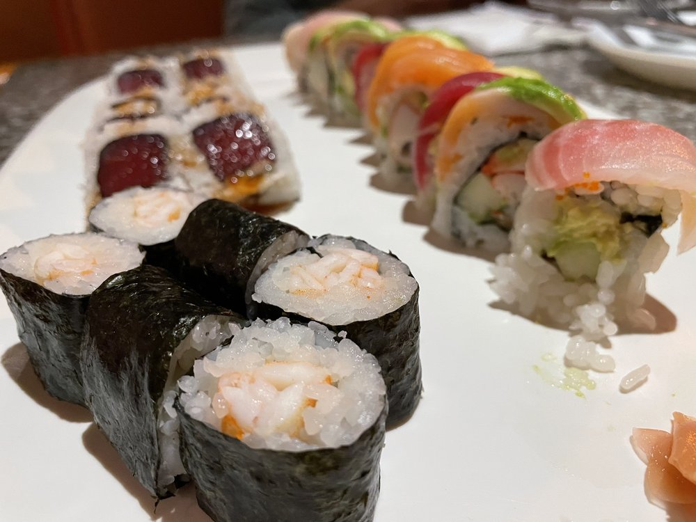 Eddie Hills Sushi & Thai