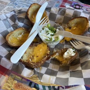 Huey's Midtown - Burgers Near Me - Memphis, Tennessee