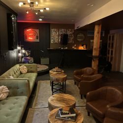 Hidden Track - Lounge area