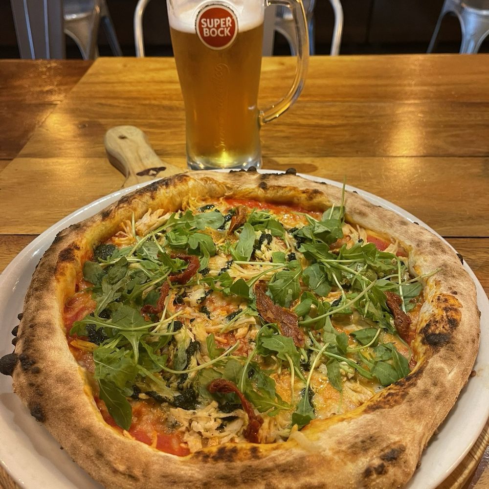 IL Pizzaiolo - Chicken pizza with vegan cheese - Pizza Near Me - Porto, 13