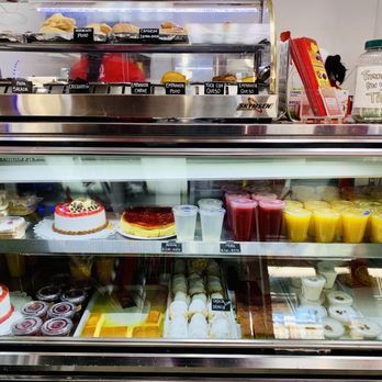 La Vienesa Bakery - a display of cakes and pastries - Bakeries Near Me - Sunnyside, New York