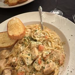 Tuscan Chicken Alfredo Tuscan Chicken Alfredo