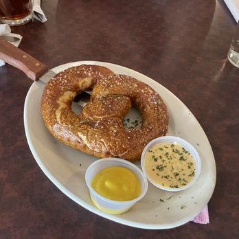 602 Brewing Company - Pretzel with Beer Cheese and Mustard - Comfort Food Near Me - Bastrop, Texas 602 Brewing Company - Pretzel with Beer Cheese and Mustard - Comfort Food Near Me - Bastrop, Texas