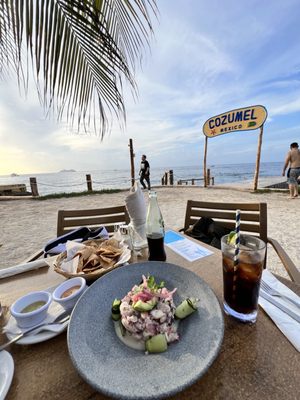 Jeanie's Restaurant & Beach Club by null