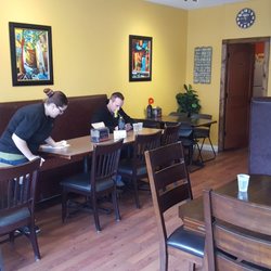Klasske's Bistro - Seating area