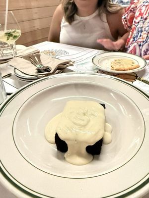 Jon & Vinny's Beverly Hills by null