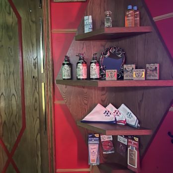 Ski Lodge - Cocktail Bars Near Me - Las Vegas, Nevada
