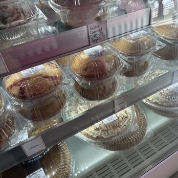 MeLisa The Pie Lady - Pie display - Desserts Near Me - The Colony, Texas MeLisa The Pie Lady - Pie display - Desserts Near Me - The Colony, Texas